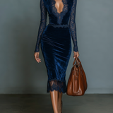 Nathalie – Robe Maxi en Velours Bleu Marine Col V Dentelle