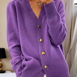 Violette | Cardigan Col en V, Maille Douce Boutonnée