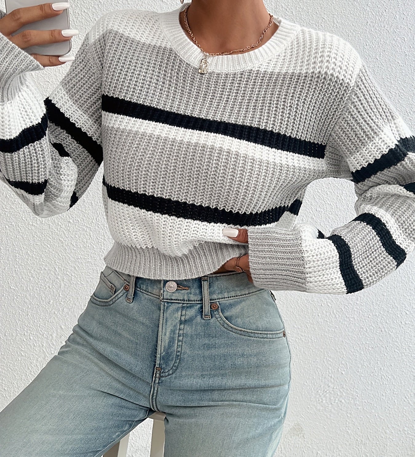 Eleonore | Pull Court Raye