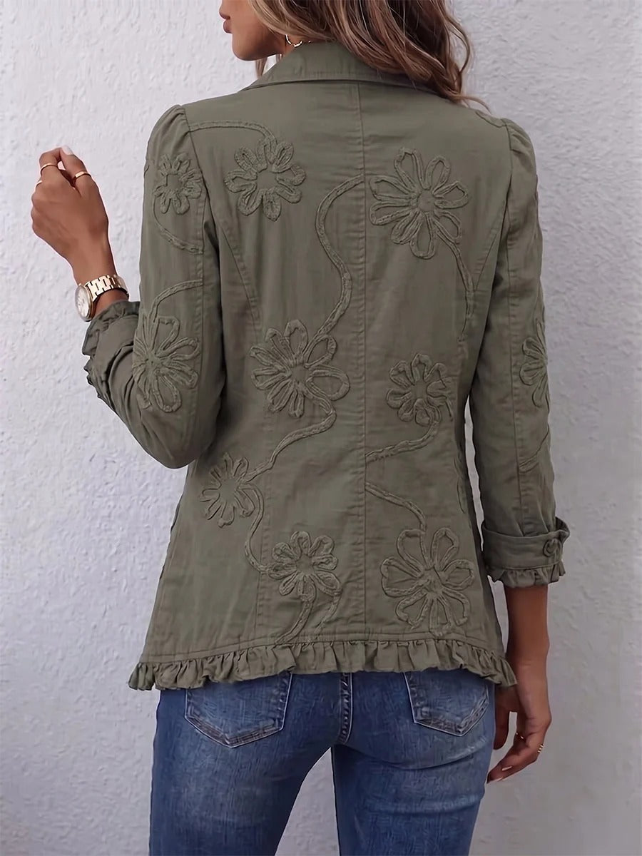 Karina | Veste Utilitaire Bohème-Chic à Broderie Florale et Volants
